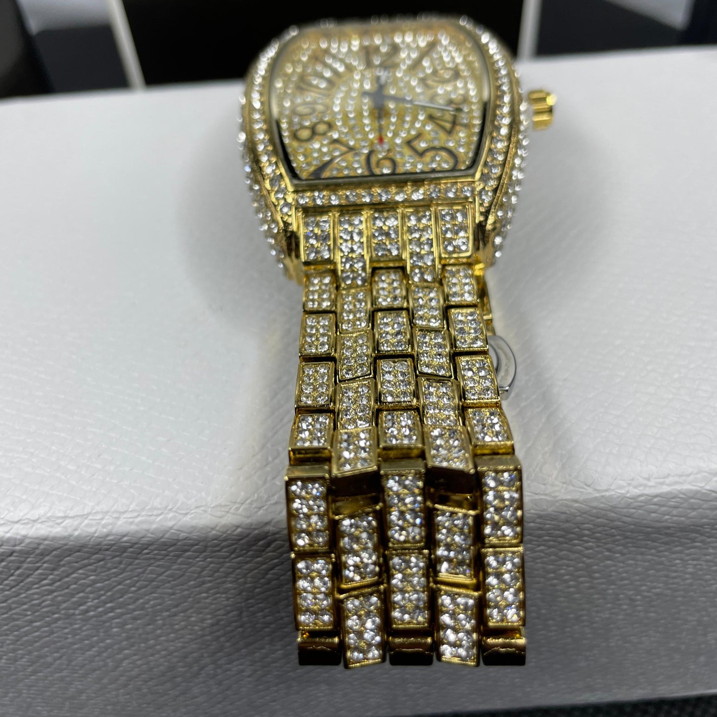 Premium Gold Diamond Edition Watch