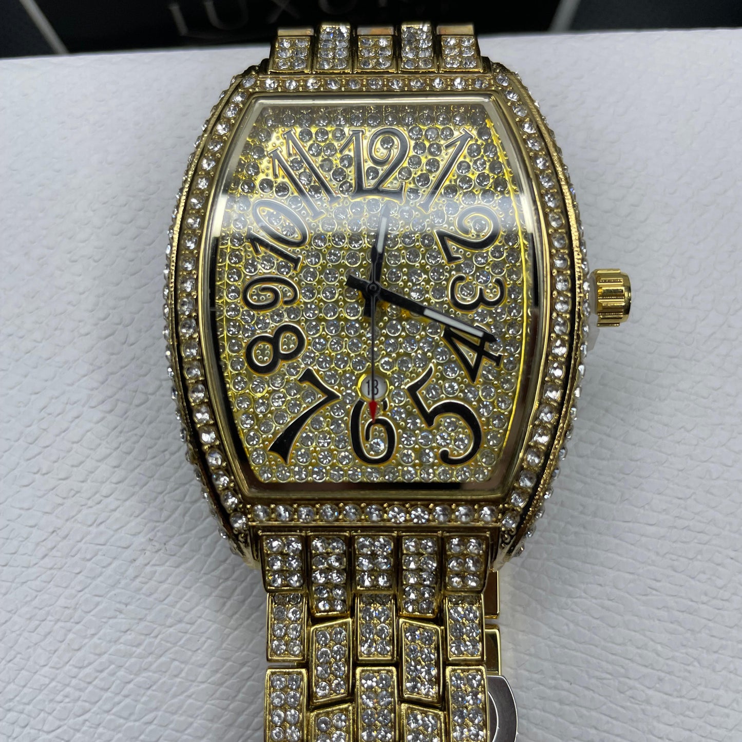 Premium Gold Diamond Edition Watch